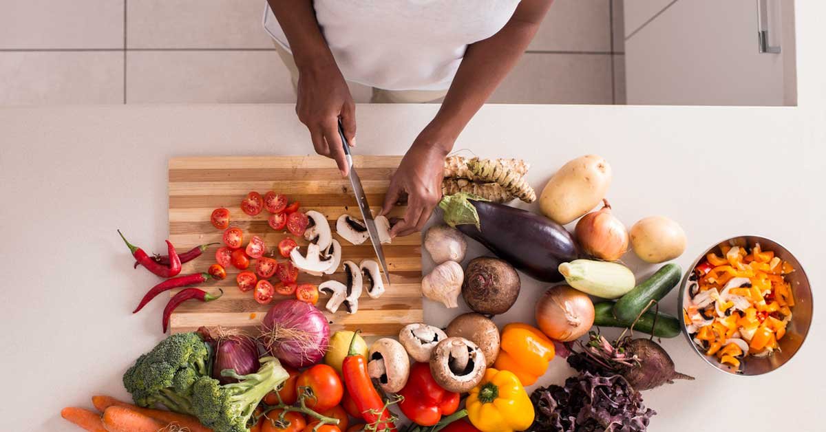 5 Top Tips You Should Know To Curb Food Cravings in 2020